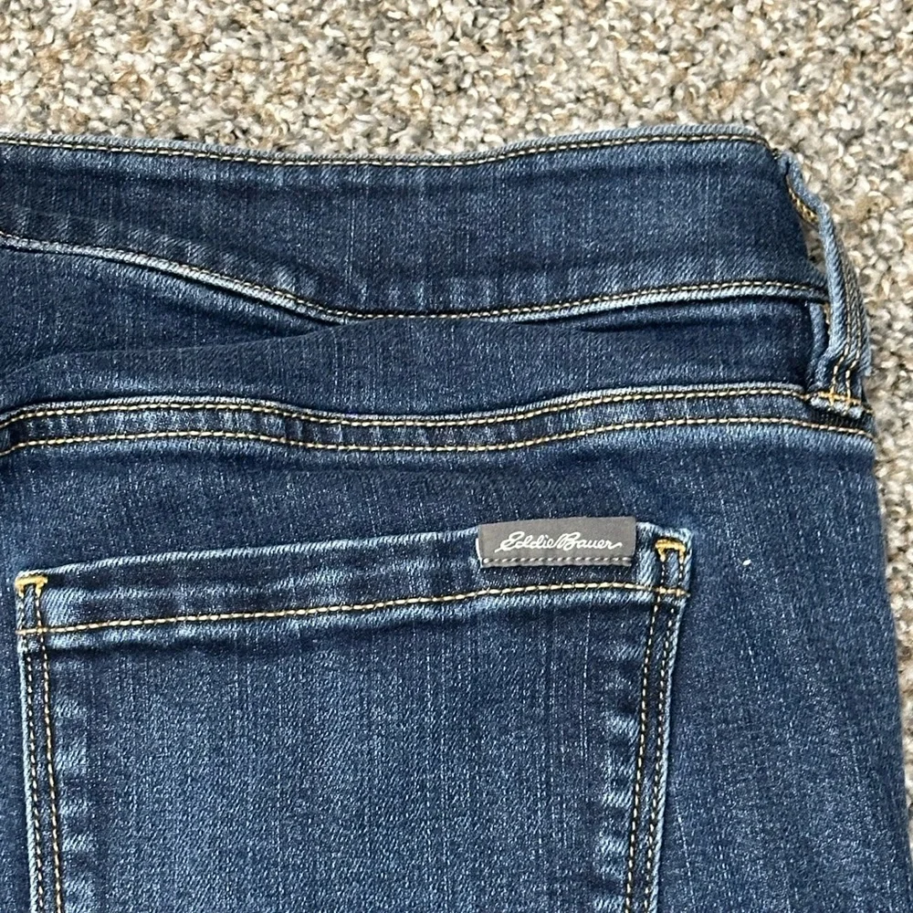 Women's Eddie Bauer 4 Small Jeans Slim Curvy Denim Navy Blue Straight Stretch - Picture 8 of 13
